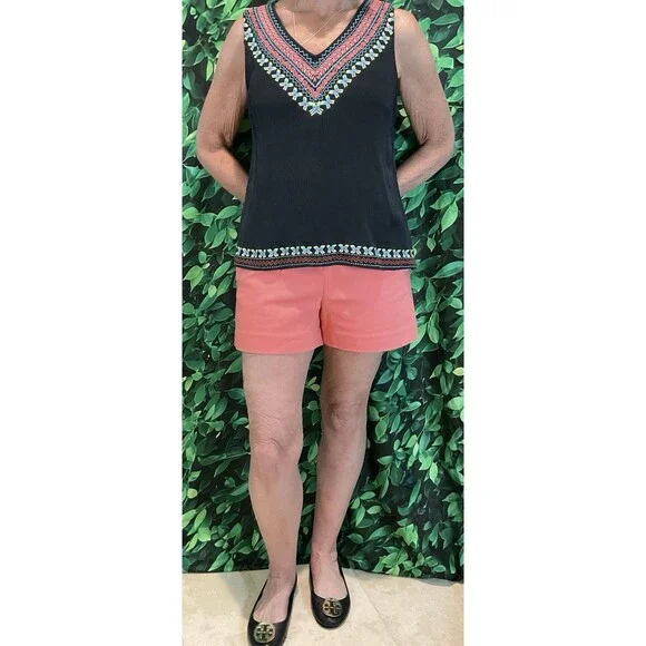 🖤 Skies Are Blue Black Embroidered V-Neck Top – Size Large - Picture 3 of 8